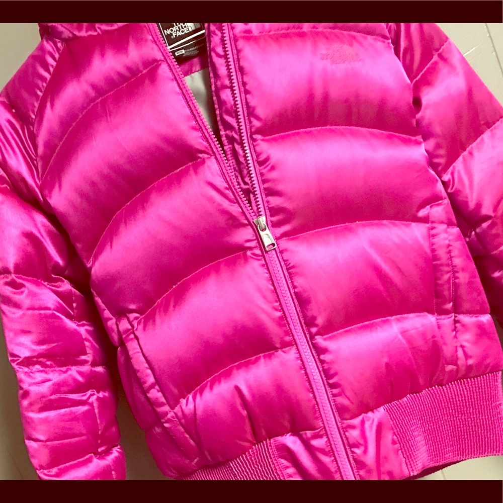 Beautiful NORTH FACE bubble jacket